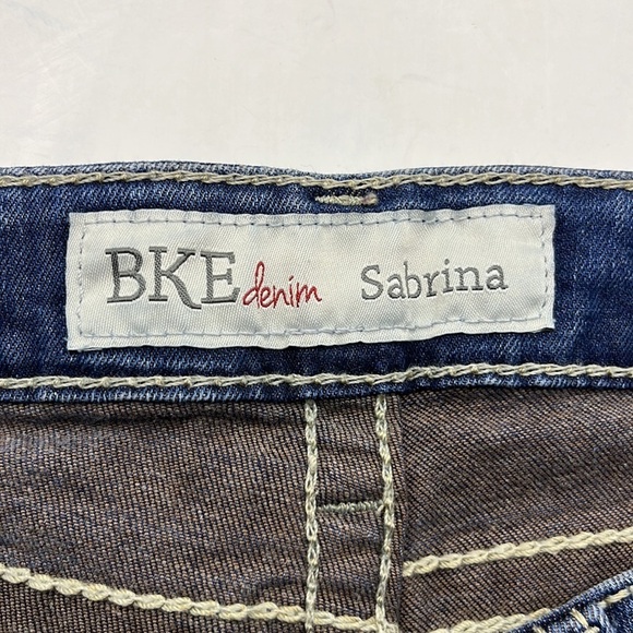BKE Denim Sabrina Low Rise Straight Size 28R - Picture 10 of 16